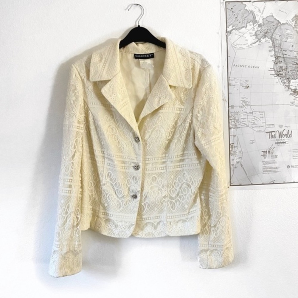 Cachet Cream Lace Button-Front Women's Jacket